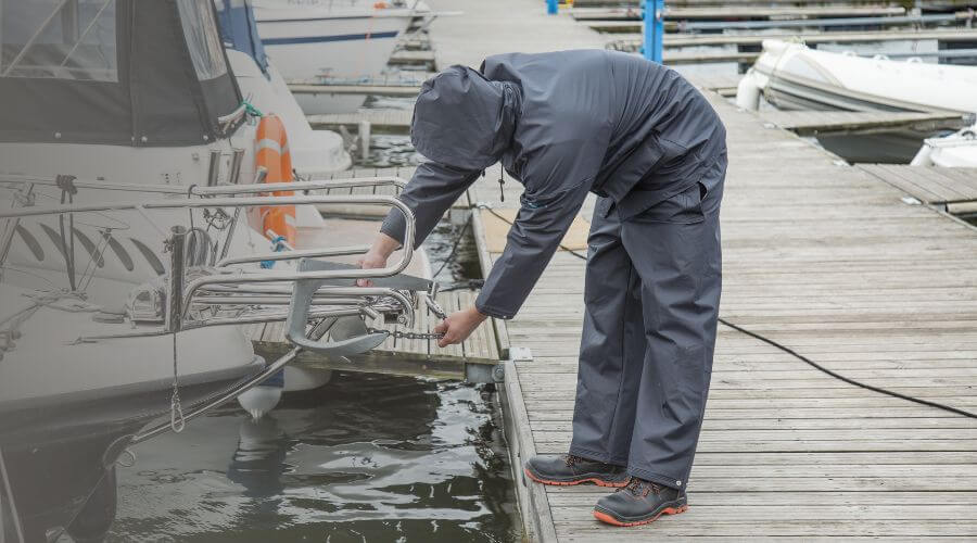 Why choose water damage restoration service for commercial water damage restoration in Greeley